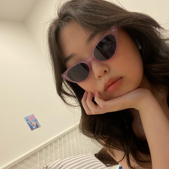 Meet your Posher, Suzanne - Picture 1 of 1